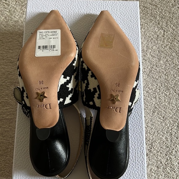 SOLD!! Christian Dior Slingbacks - Picture 2 of 3